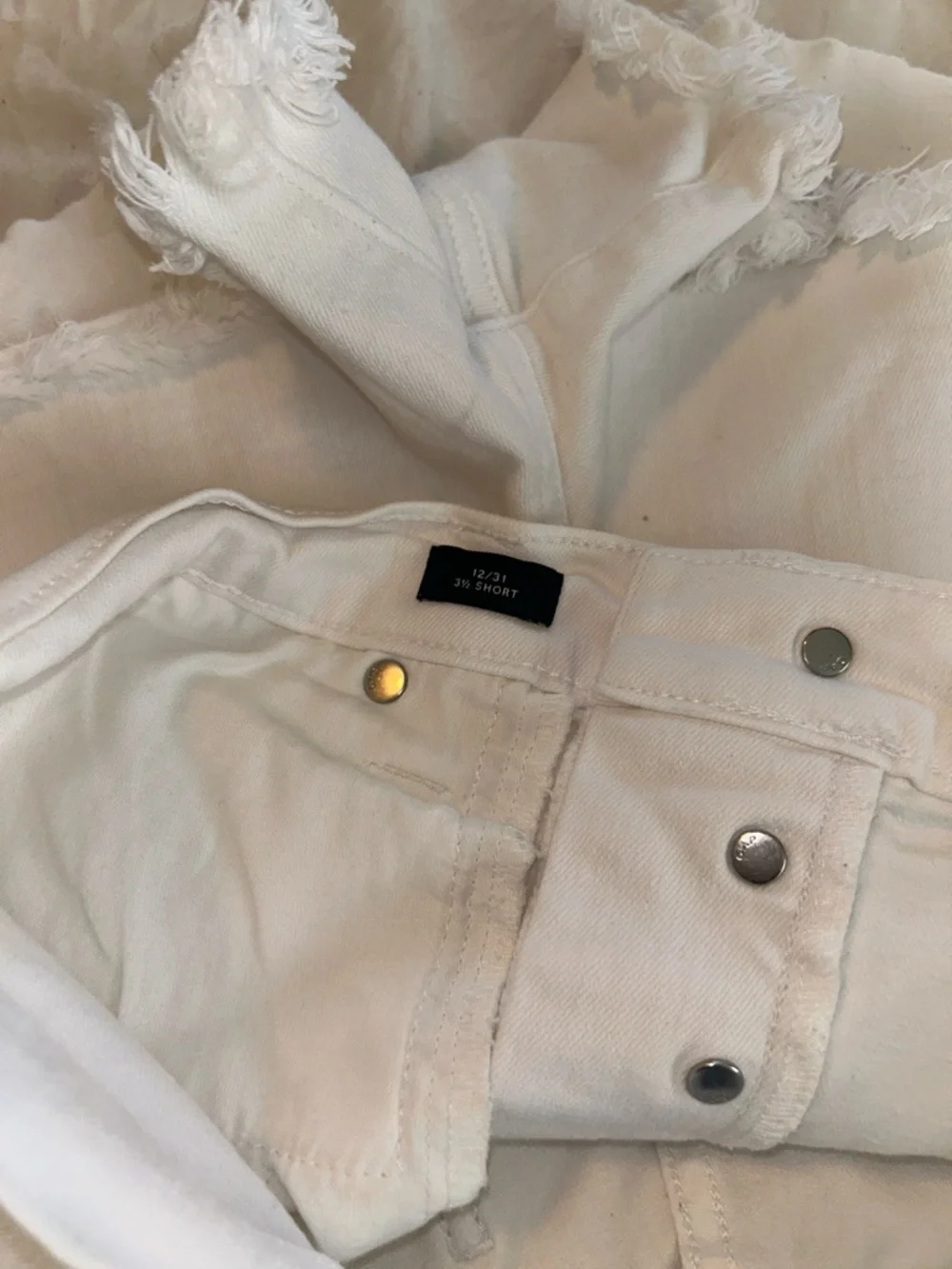 GAP White High-Rise Button-Fly Denim Shorts - Picture 3 of 5